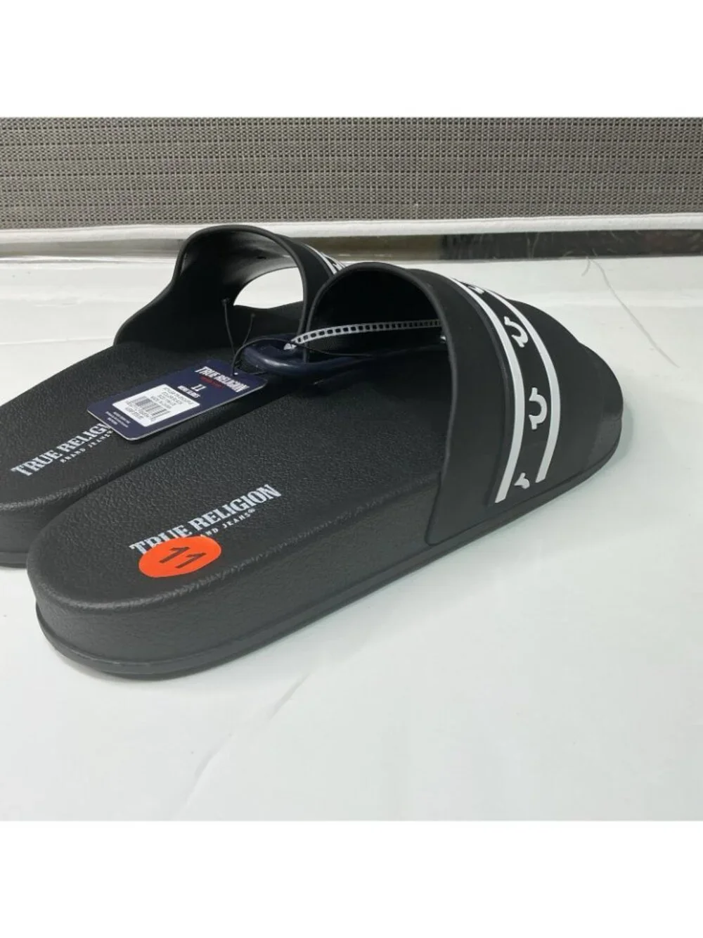 True Religion Men's Size 11 Style TR-Snoop -S Black & White Logo Slide Sandals
